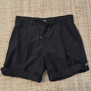 Saks Fifth Avenue 9 | 15 Black Silk Drawstring Rolled Hem Shorts size 4